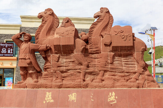 祁連縣峨堡鎮(zhèn)絲綢之路雕塑