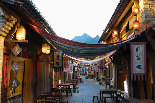 望仙谷景區(qū)夜景現(xiàn)實(shí)版仙俠世界