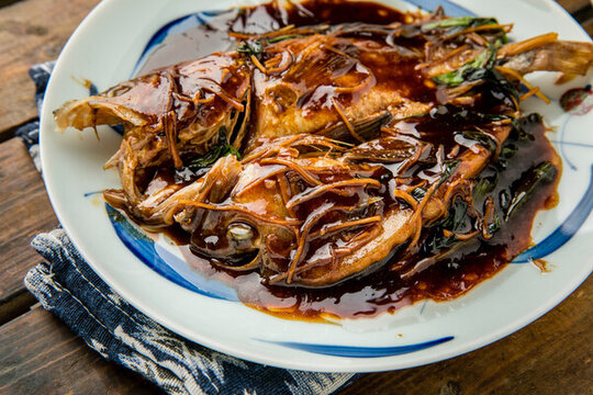 紅燒青石斑魚(yú)