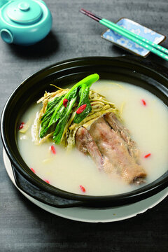 神鮮老鴨湯
