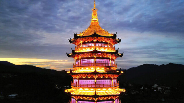 夜幕下的文嚴塔夜景