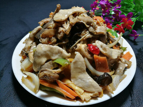 鮮蘑肉片