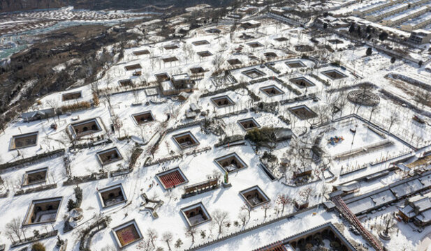 河南三門峽陜州地坑院