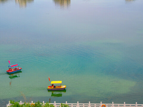 淄博齊盛湖公園內(nèi)的美麗風(fēng)景