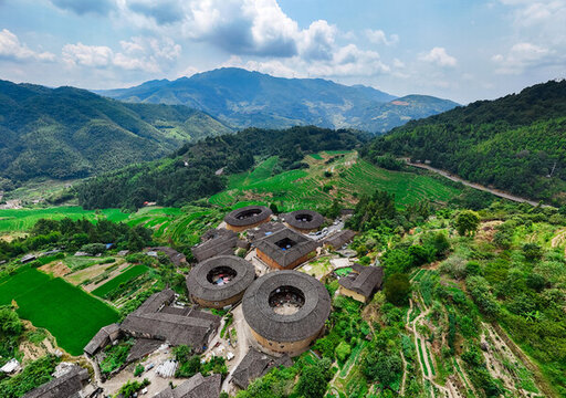 福建漳州南靖田螺坑土樓群