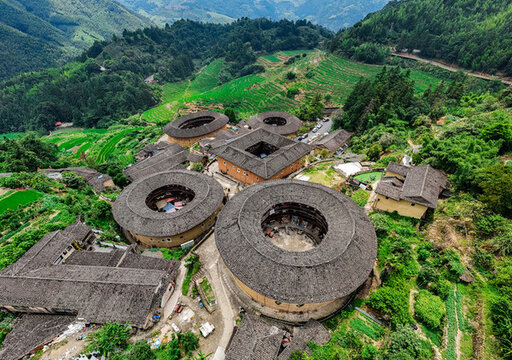 福建漳州南靖田螺坑土樓群