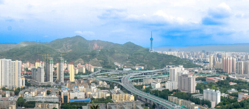 西寧市俯瞰