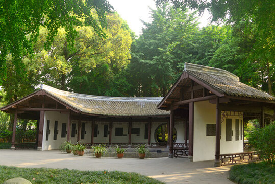 浣花溪公園杜甫詩歌文化墻