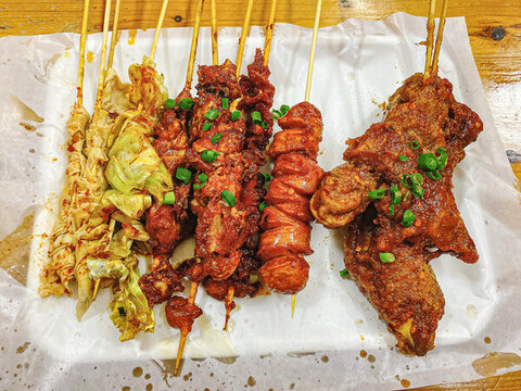 油炸串串炸包菜熱狗炸豬手