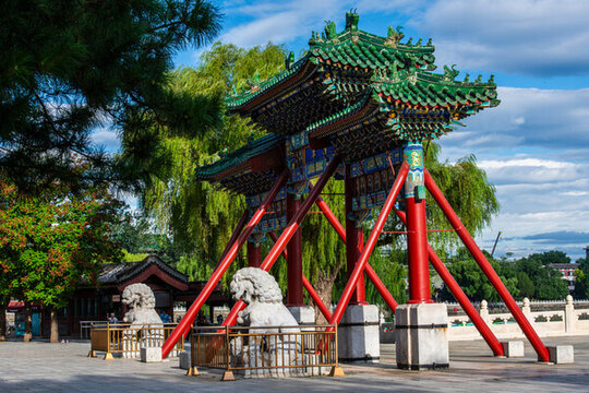 北京北海公園積翠牌坊