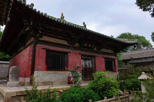 山西長治崇慶寺