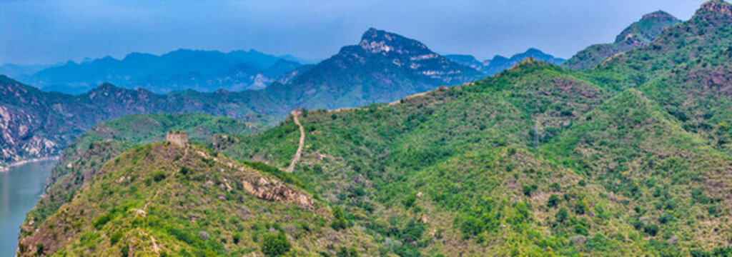 鹿皮關(guān)長城