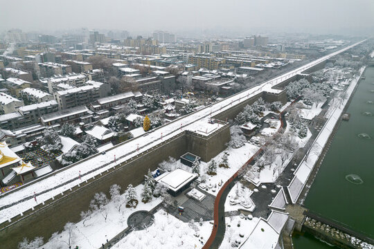 城墻雪景