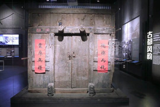 木結(jié)構(gòu)蠻子門