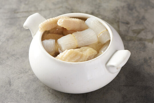 花膠燉老雞