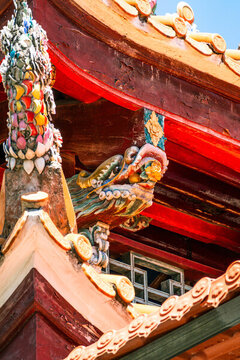 木雕龍建筑上的龍