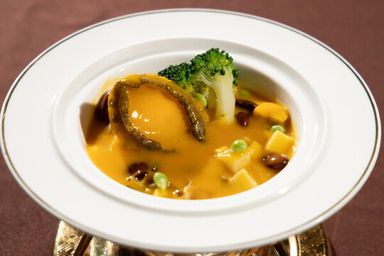 粗糧燴鮮鮑魚(yú)
