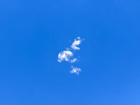 藍(lán)天白云