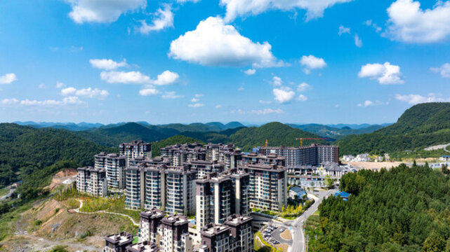 湖北恩施巴東野三關(guān)避暑森林小鎮(zhèn)