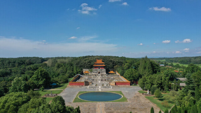 明顯陵