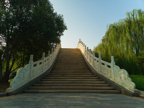 麗妝橋