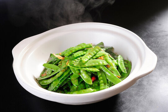 煎荷蘭豆
