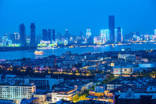 湖北武漢夜景風(fēng)光城市天際線