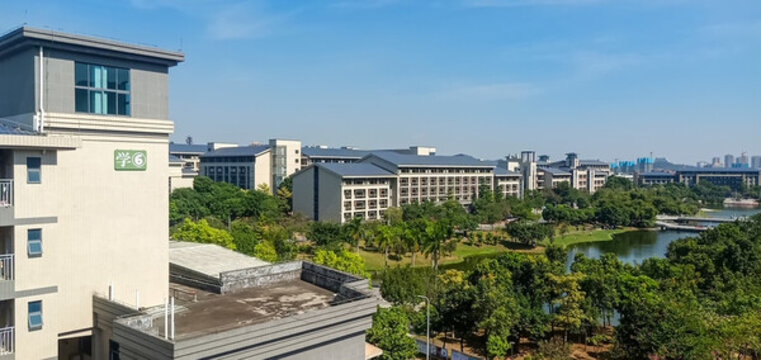 廣東東莞城市學(xué)院校園風(fēng)貌之清晨