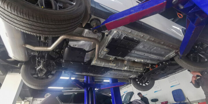 汽車底盤