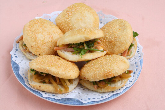 燒餅夾咸菜