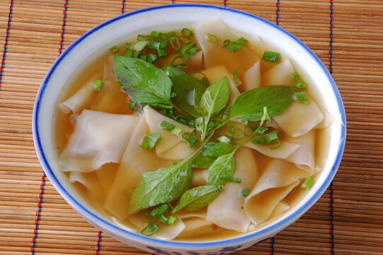 酸湯面葉