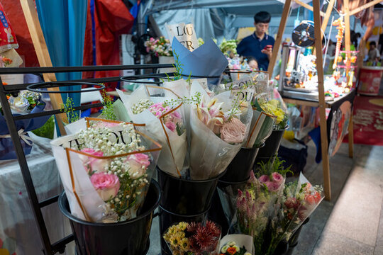 創(chuàng)意集市上的鮮花