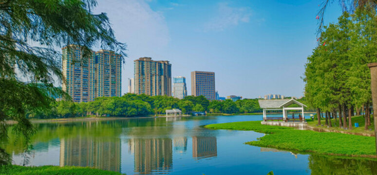 佛山市亞洲藝術(shù)公園湖景