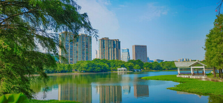 佛山市亞洲藝術(shù)公園湖景