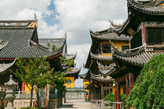 上海市青浦區(qū)青龍塔青龍寺