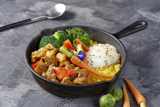 咖喱牛腩燴飯