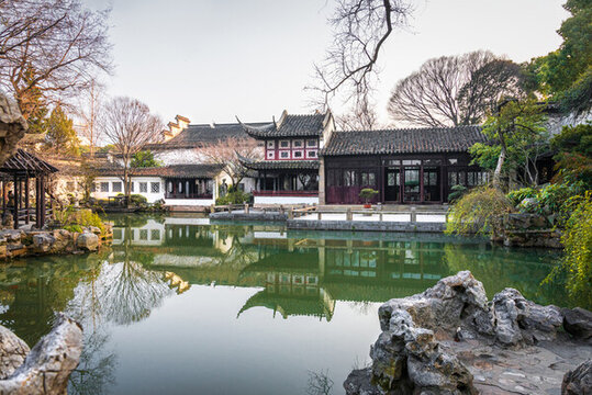 蘇州古典園林留園假山池塘花園