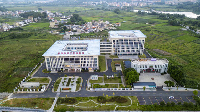 航拍韶關武江中醫(yī)院建筑