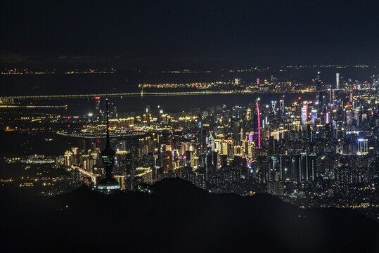 梧桐山夜景