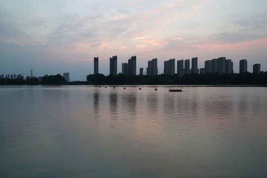 須水河濱河公園