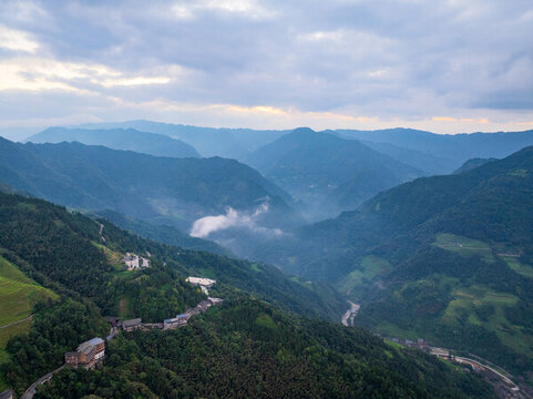 廣西龍脊梯田日出朝霞