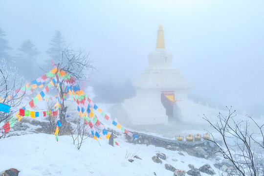 四川海螺溝貢嘎山冬季冰雪