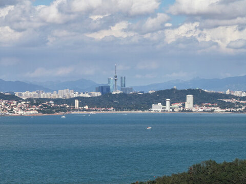 青島海岸全景