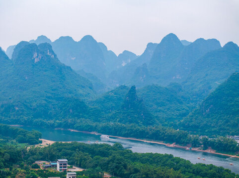 桂林陽朔漓江山水