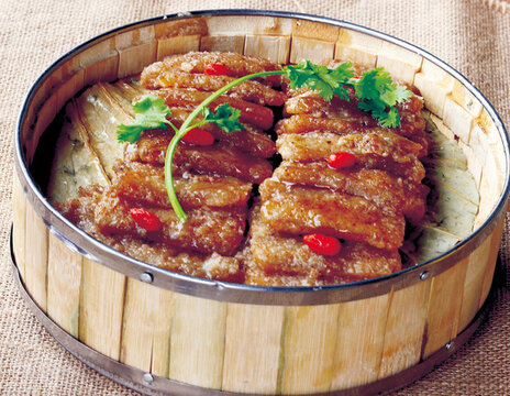 家鄉(xiāng)粉蒸肉