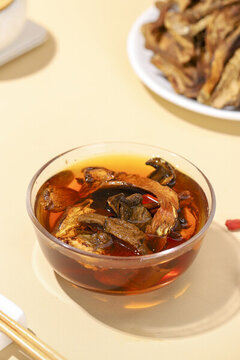 牛肝菌泡發(fā)