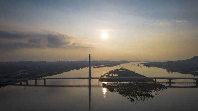 長沙望城區(qū)香爐洲大橋
