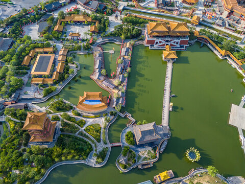 航拍河南開封清明上河園景區(qū)風(fēng)光