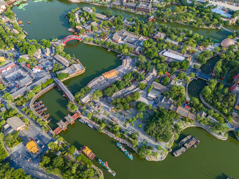 航拍河南開封清明上河園景區(qū)風(fēng)光