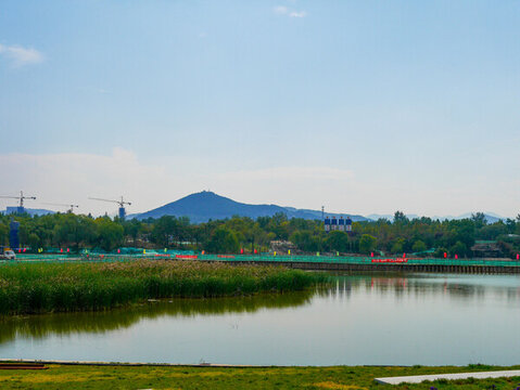 建設(shè)中的濟(jì)南人才科技公園